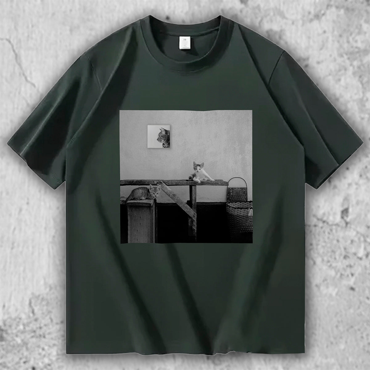 猫 フォトアートTシャツ｜静かな午後 – necome オリジナル