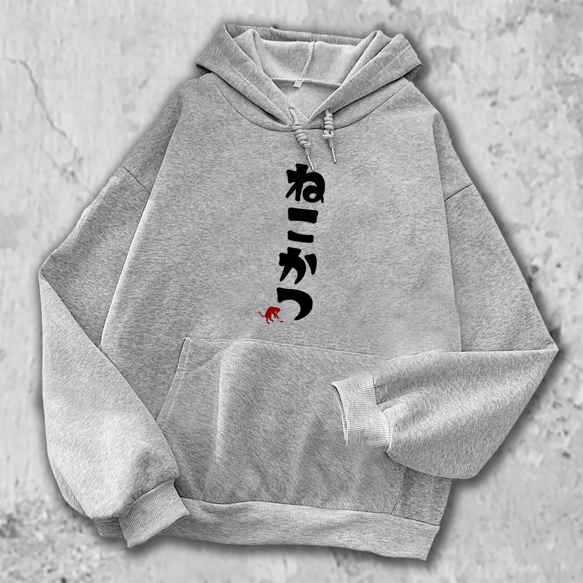 ねこかつとプリントされたＴシャツのグレー